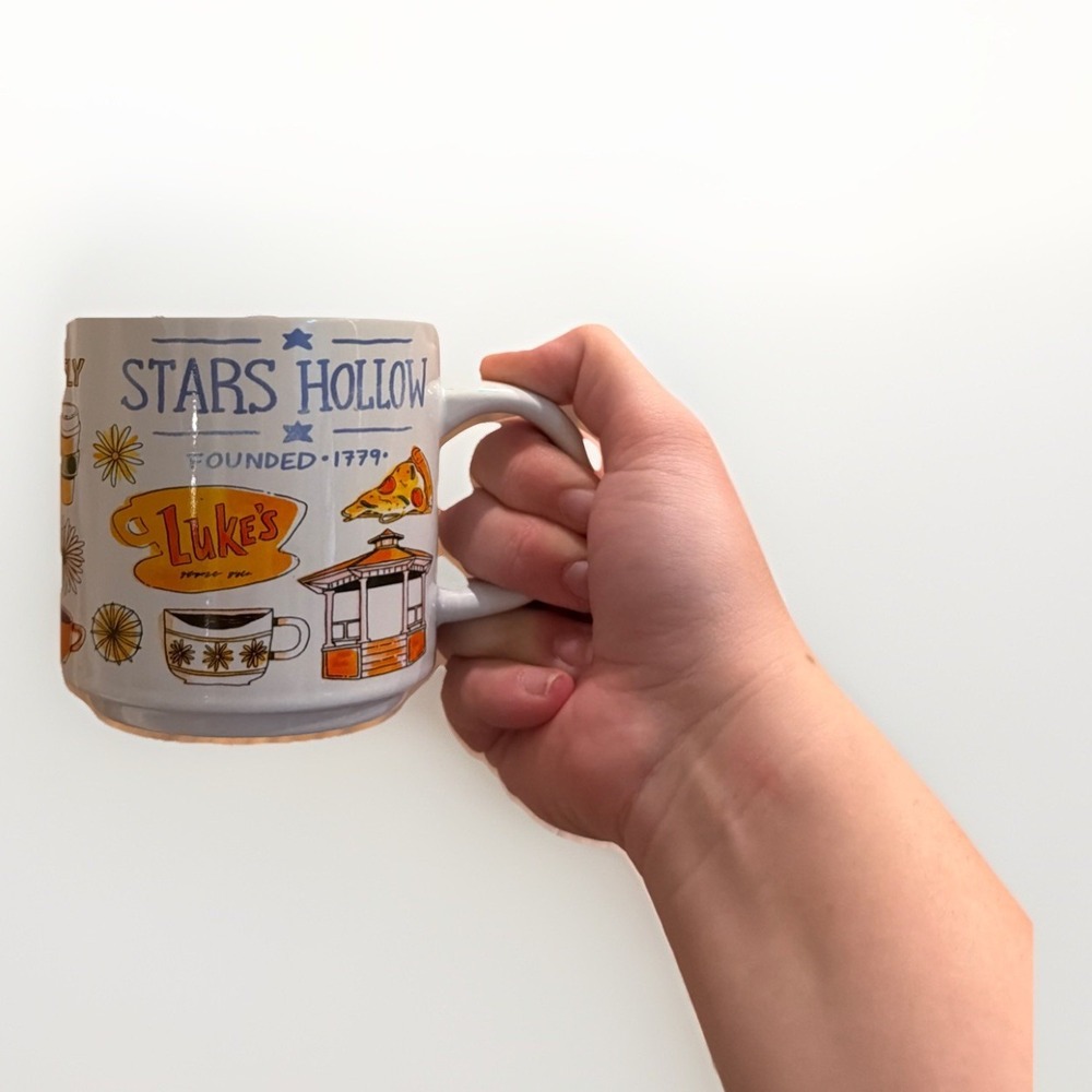 Gilmore Girls Stars Hollow Camper Coffee Mug 13 Oz By Silver Buffalo Lukes Diner
